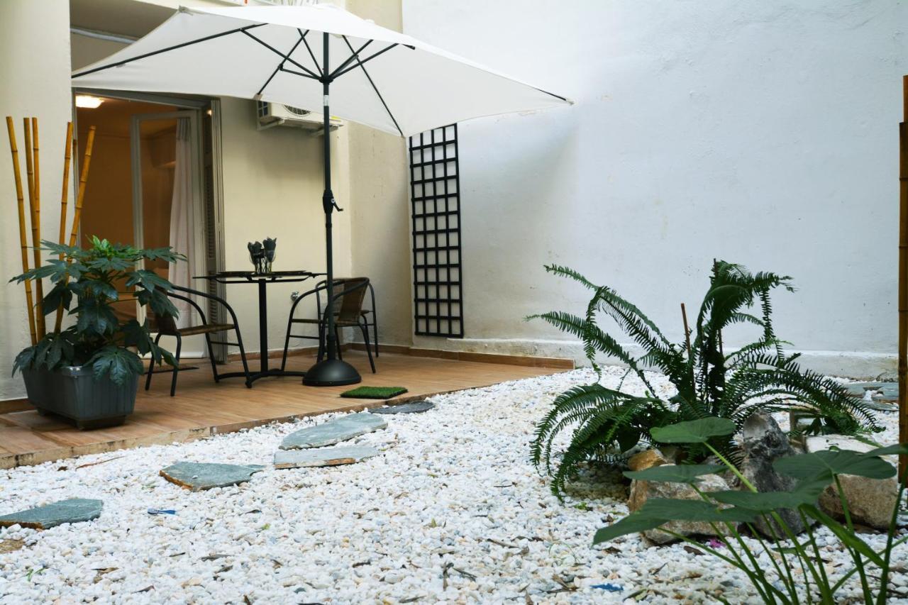 Studio Posh With Garden In Kolonaki Atenas Exterior foto